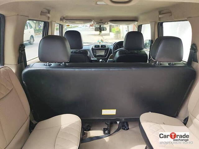 Used Mahindra TUV300 T10 in Ahmedabad