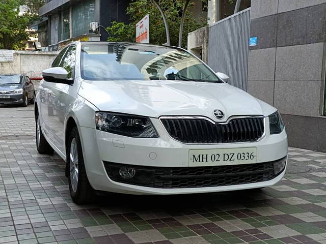 Used 2015 Skoda Octavia in Mumbai