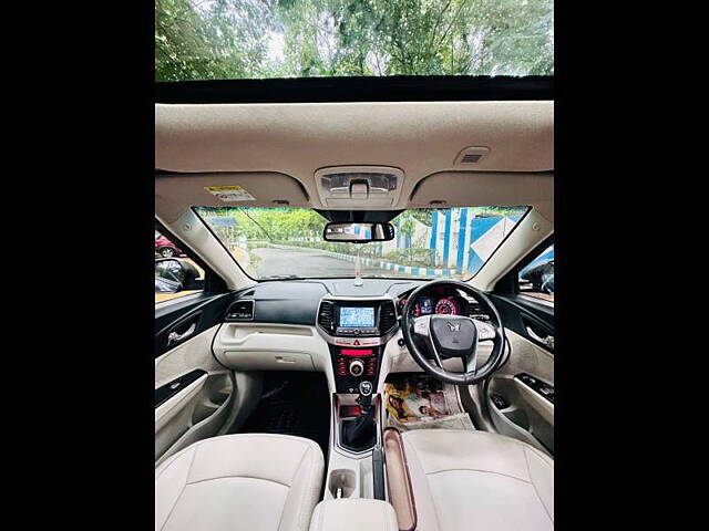 Used Mahindra XUV300 [2019-2024] W8 (O) 1.2 Petrol [2019] in Kolkata