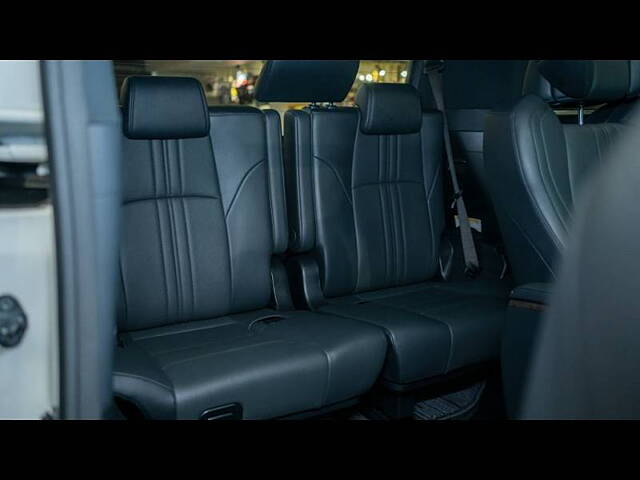 Used Toyota Vellfire VIP – Executive Lounge in Delhi