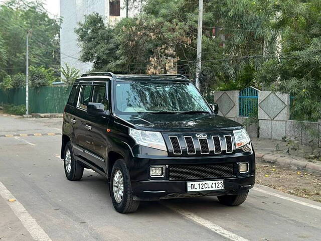 Used 2017 Mahindra TUV300 in Delhi