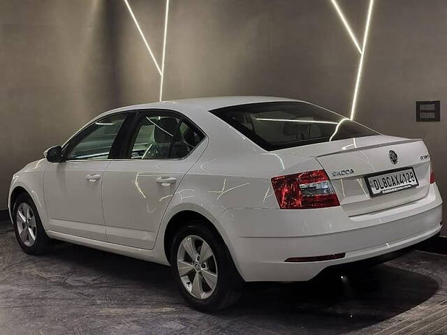 Used Skoda Octavia [2017-2021] 1.8 TSI Style Plus AT [2017] in Delhi