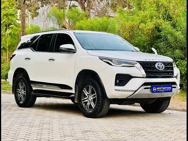 Used Toyota Fortuner 4X2 MT 2.8 Diesel in Ahmedabad