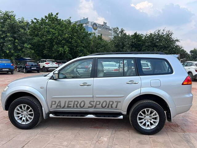 Used Mitsubishi Pajero Sport 2.5 MT in Delhi