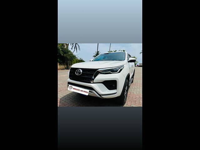 Used Toyota Fortuner 4X2 AT 2.8 Diesel in Mumbai