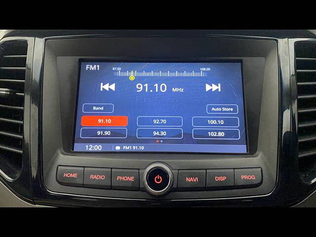 Used Mahindra XUV300 [2019-2024] W8 (O) 1.2 Petrol AMT in Mumbai