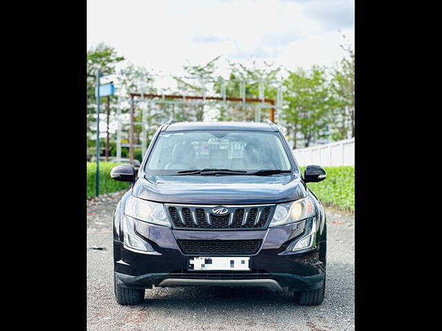 Used 2015 Mahindra XUV500 in Surat