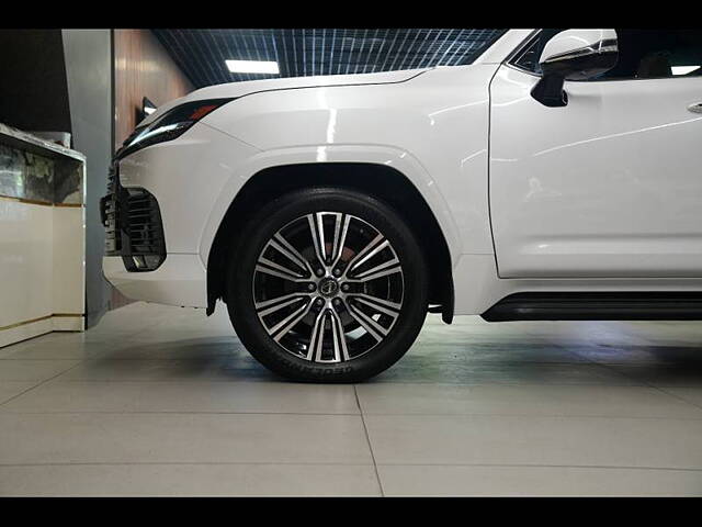 Used Lexus LX 500d in Delhi