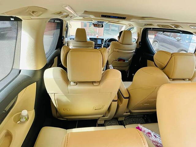 Used 2019 Toyota Vellfire in Delhi