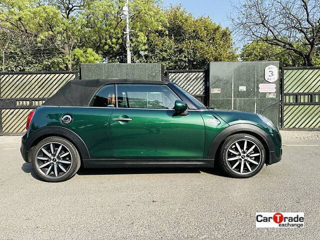 Used MINI Cooper Convertible S in Delhi