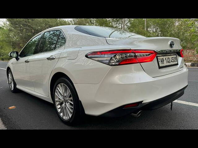 Used Toyota Camry Hybrid in Delhi