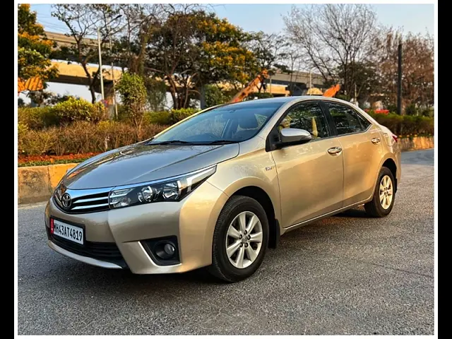 Used 2015 Toyota Corolla Altis in Mumbai