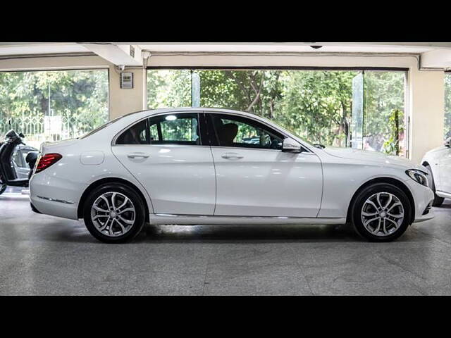 Used Mercedes-Benz C-Class [2014-2018] C 220 CDI Avantgarde in Delhi