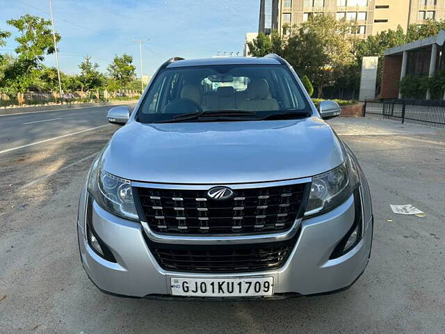 Used Mahindra XUV500 W7 [2018-2020] in Ahmedabad