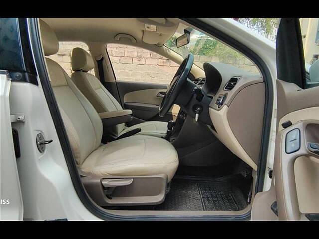 Used Skoda Rapid Ambition 1.5 TDI AT in Hyderabad