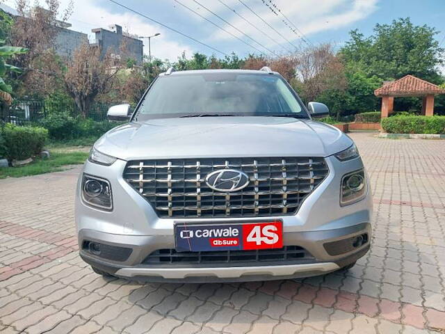 Used 2021 Hyundai Venue in Delhi