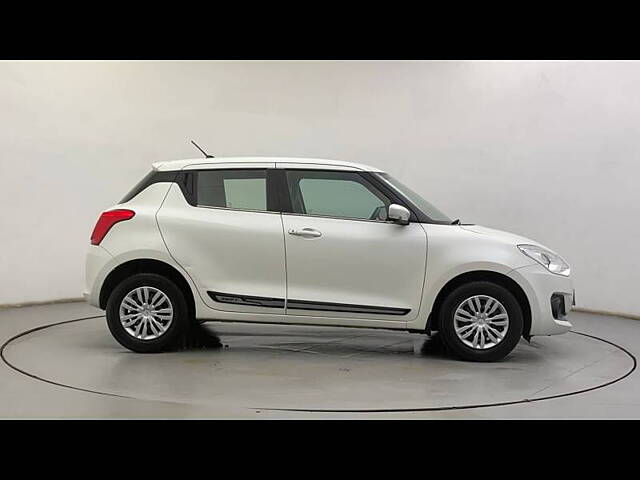 Used Maruti Suzuki Swift [2018-2021] VXi AMT [2018-2019] in Ahmedabad