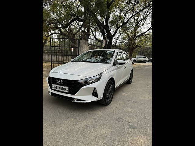 Used Hyundai i20 [2020-2023] Sportz 1.2 MT [2020-2023] in Delhi