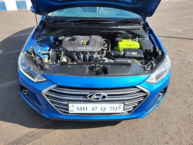 Used Hyundai Elantra SX (O) 2.0 AT in Pune