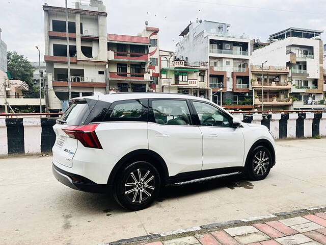 Used Mahindra XUV700 AX 7 Petrol AT Luxury Pack 7 STR [2021] in Delhi