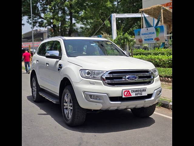 Used Ford Endeavour [2016-2019] Titanium 3.2 4x4 AT in Chandigarh