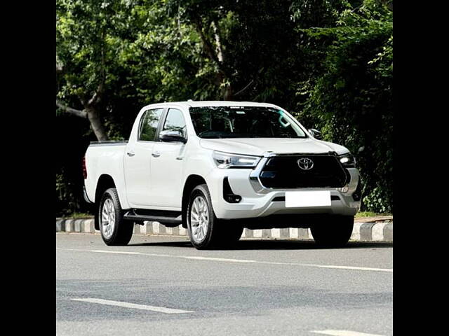 Used Toyota Hilux High 4X4 MT in Delhi