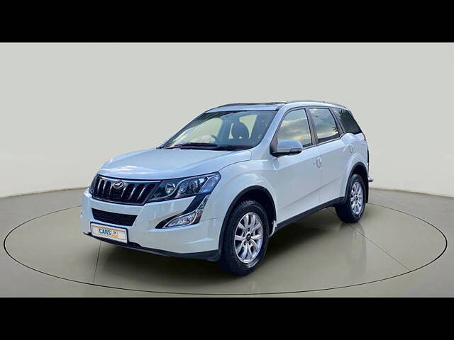 Used Mahindra XUV500 W9 [2018-2020] in Lucknow