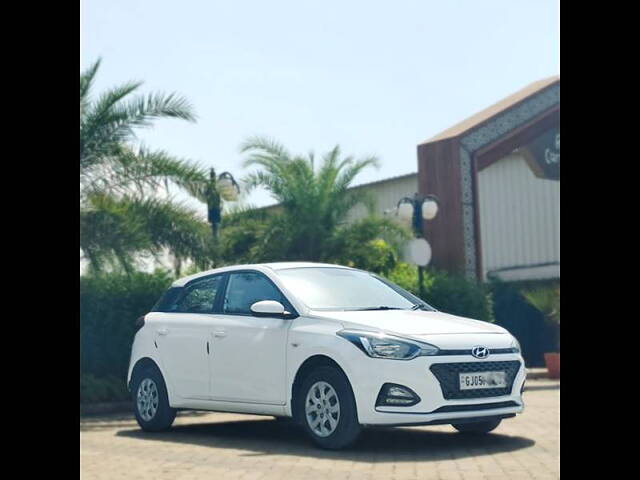 Used Hyundai i20 [2020-2023] Magna 1.2 MT [2020-2023] in Surat