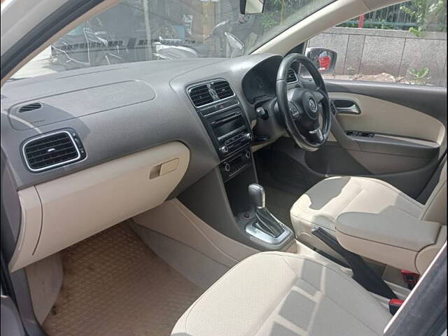 Used Volkswagen Vento [2012-2014] Highline Petrol AT in Delhi