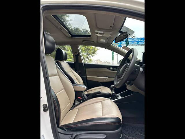 Used Hyundai Verna [2020-2023] SX (O)1.5 MPi in Delhi