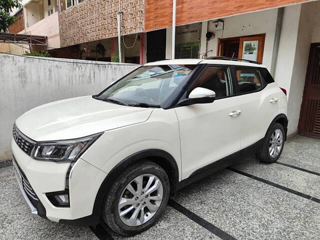 Used Mahindra XUV300 [2019-2024] 1.5 W8 (O) [2019-2020] in Delhi