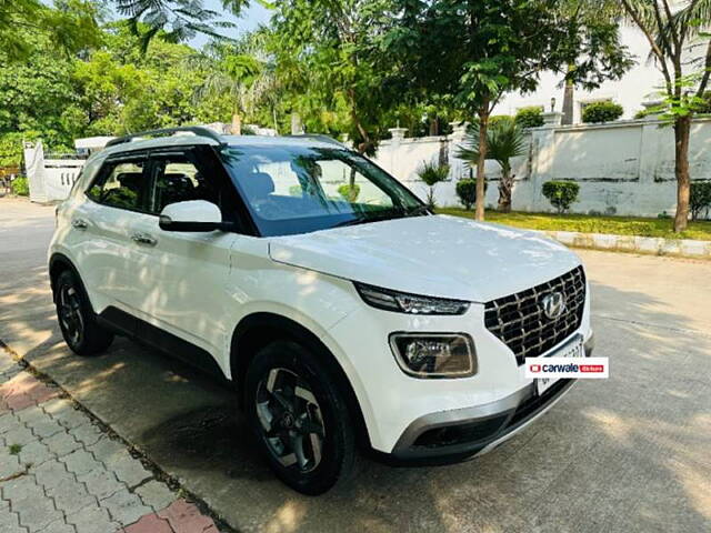 Used Hyundai Venue [2019-2022] SX 1.5 CRDi Dual Tone [2020-2020] in Lucknow