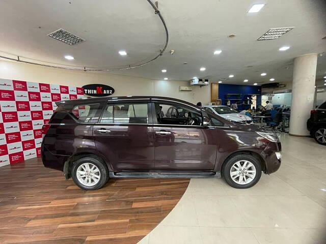 Used Toyota Innova Crysta [2016-2020] 2.4 V Diesel in Mumbai