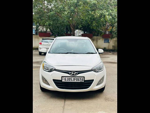 Used 2014 Hyundai i20 in Surat