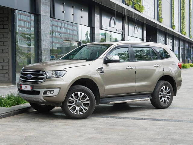 Used Ford Endeavour Titanium Plus 2.0 4x2 AT in Pune