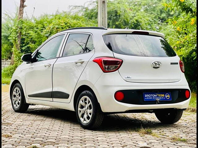 Used Hyundai Grand i10 Magna 1.2 Kappa VTVT CNG [2019-2020] in Ahmedabad