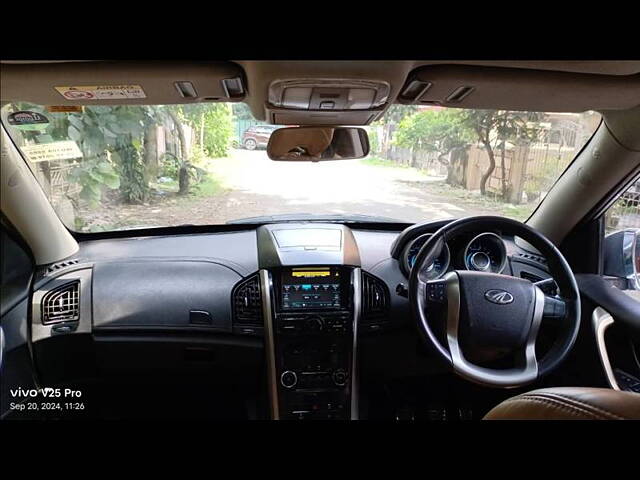 Used Mahindra XUV500 W11 in Kolkata