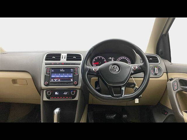 Used Volkswagen Vento [2015-2019] Highline Plus 1.2 (P) AT 16 Alloy in Delhi