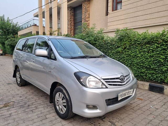 Used 2011 Toyota Innova in Jalandhar