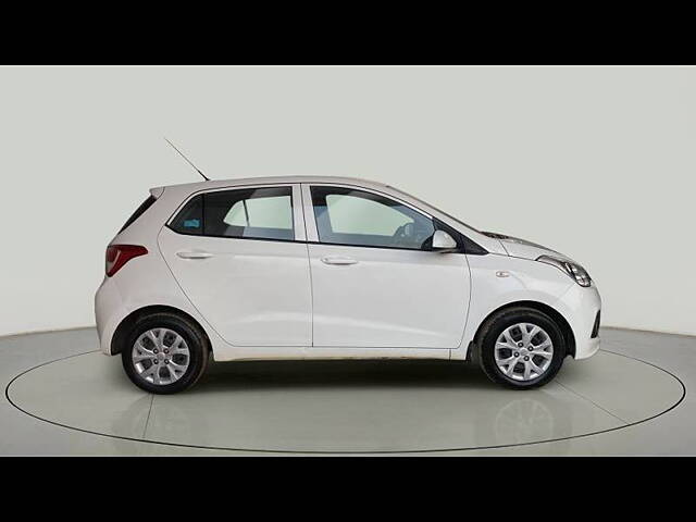 Used Hyundai Grand i10 [2013-2017] Magna 1.2 Kappa VTVT [2013-2016] in Ahmedabad