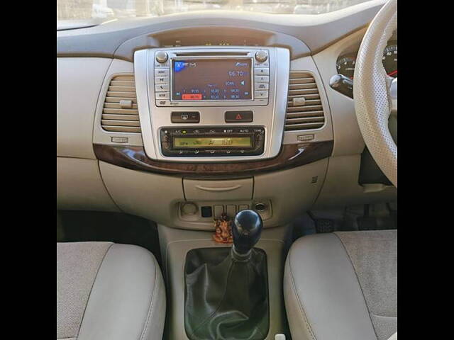 Used Toyota Innova [2013-2014] 2.5 VX 8 STR BS-III in Ahmedabad