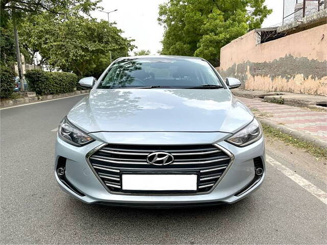 Used Hyundai Elantra [2016-2019] 2.0 SX MT in Delhi