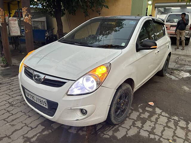 Used 2011 Hyundai i20 in Kanpur