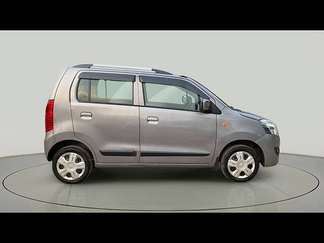 Used Maruti Suzuki Wagon R 1.0 [2014-2019] VXI in Ahmedabad