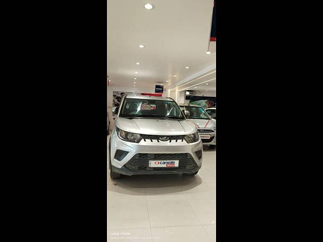 Used 2017 Mahindra KUV100 in Kanpur