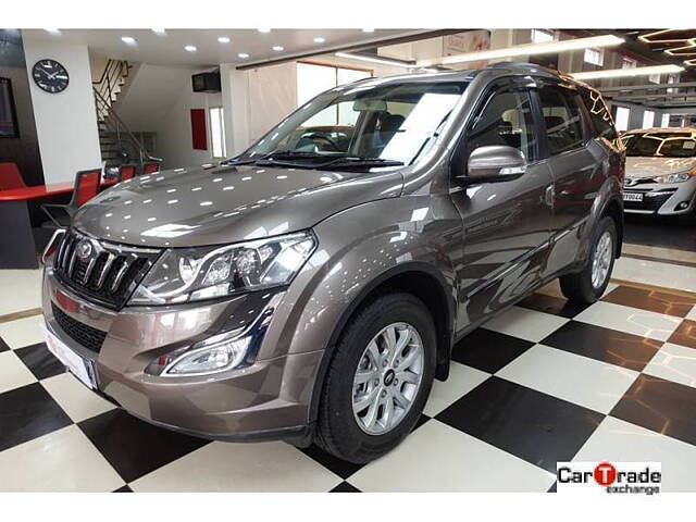 Used Mahindra XUV500 [2015-2018] W10 AWD AT in Bangalore