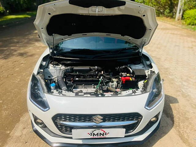 Used Maruti Suzuki Swift [2021-2024] ZXi AMT in Ahmedabad