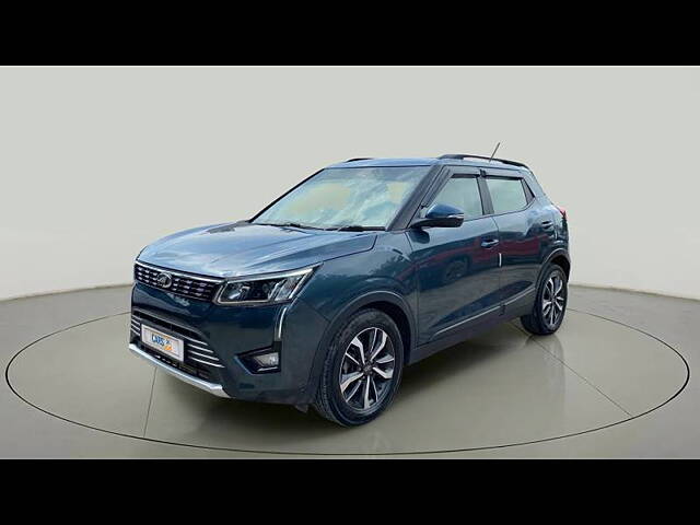 Used Mahindra XUV300 [2019-2024] W8 (O) 1.5 Diesel [2020] in Ahmedabad