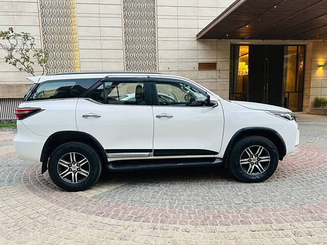 Used Toyota Fortuner [2016-2021] 2.8 4x2 AT [2016-2020] in Chandigarh