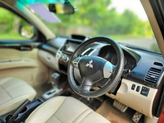 Used Mitsubishi Pajero Sport 2.5 MT in Ahmedabad